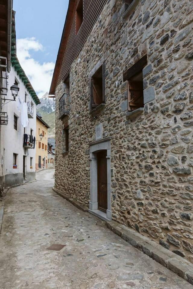 Cantal - Sallent De Gallego Sencillo Y Acogedor Exterior photo